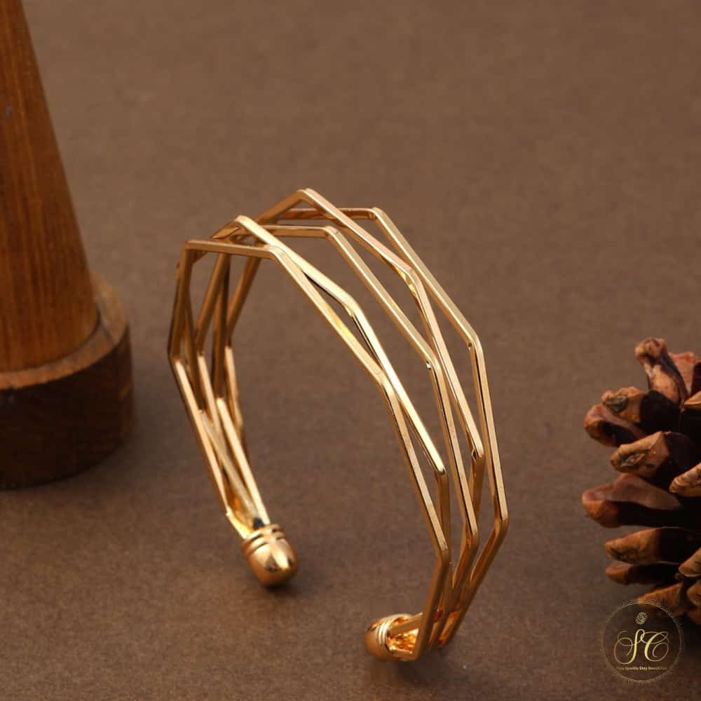 Timeless A Polygon Shaped Gold Bangle - SeoulChic.store