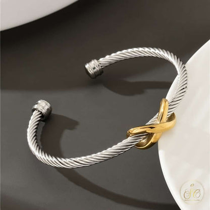 Premium Adjustable Stylish Two Tone Minimalist Bracelet - SeoulChic.store