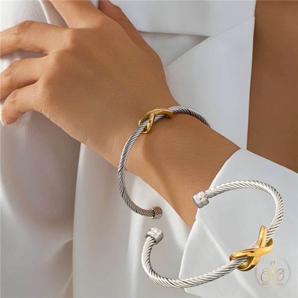 Premium Adjustable Stylish Two Tone Minimalist Bracelet - SeoulChic.store