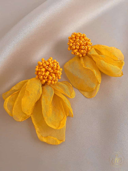 Classic Charming Bead Decor Flower Earrings - SeoulChic.store