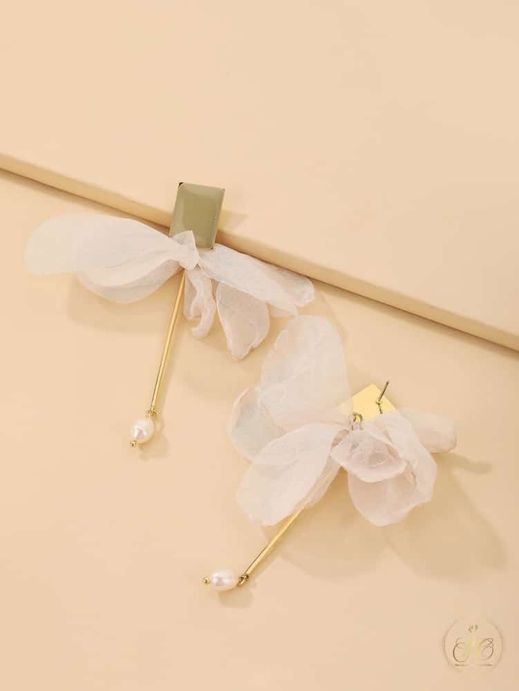 Luxury Chic Faux Pearl And Bow Decor Earrings - SeoulChic.store
