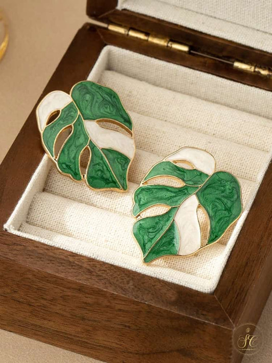 Elegant Chic Green And White Enamel Pearl Earrings - SeoulChic.store