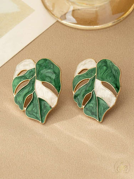 Elegant Chic Green And White Enamel Pearl Earrings - SeoulChic.store