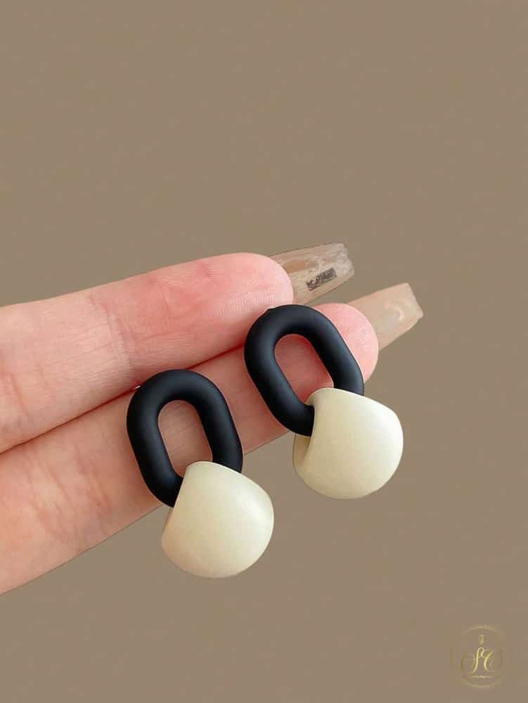 Chic Vintage Rhinestone Bow Faux Pearl Asymmetrical Earrings Set - SeoulChic.store