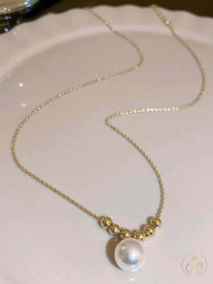 Luxury Elegant Faux Pearl Decor Necklace - SeoulChic.store