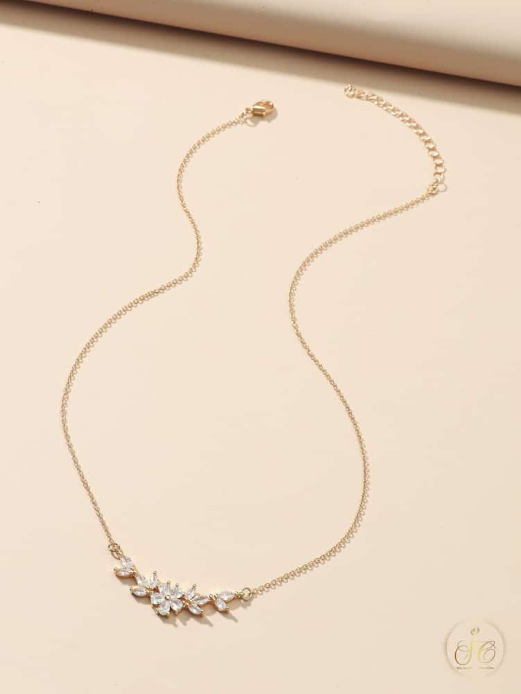 Graceful Elegant Gold Flower And Snake Pendant Necklace - SeoulChic.store