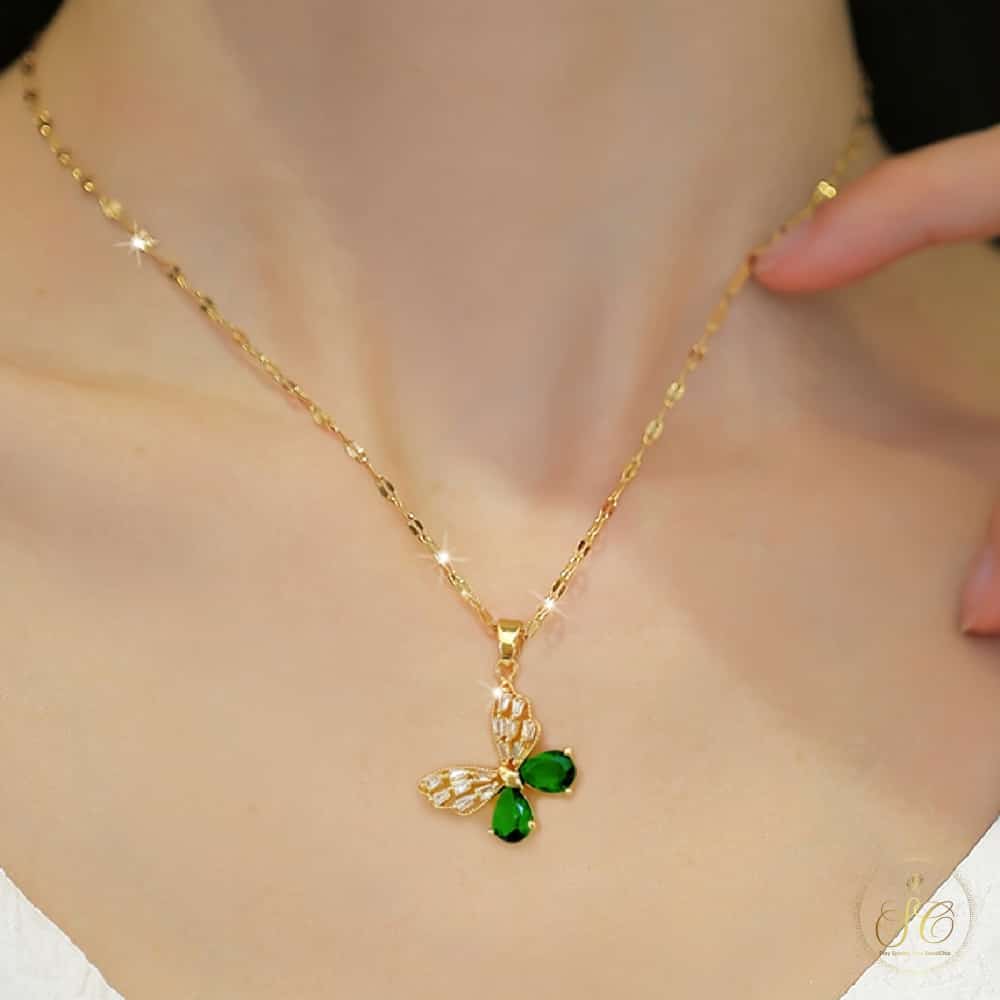 Luxury Elegant Green Butterfly Pendant Jewelry Set - SeoulChic.store