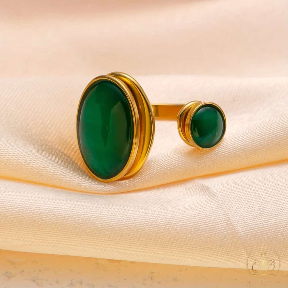 Timeless Elegant Green Cubic Zirconia Stone Ring - SeoulChic.store