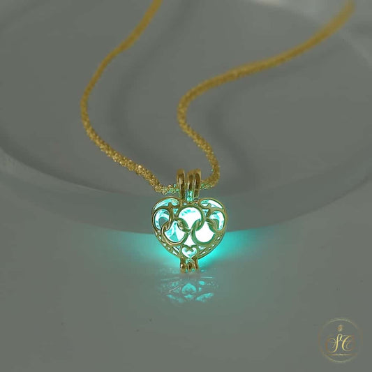 Refined Elegant Heart Shaped Luminous Gold Pendant Necklace - SeoulChic.store