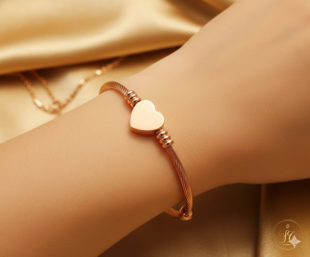 Elegant Rose Gold Heart Shape Design Bracelet - SeoulChic.store
