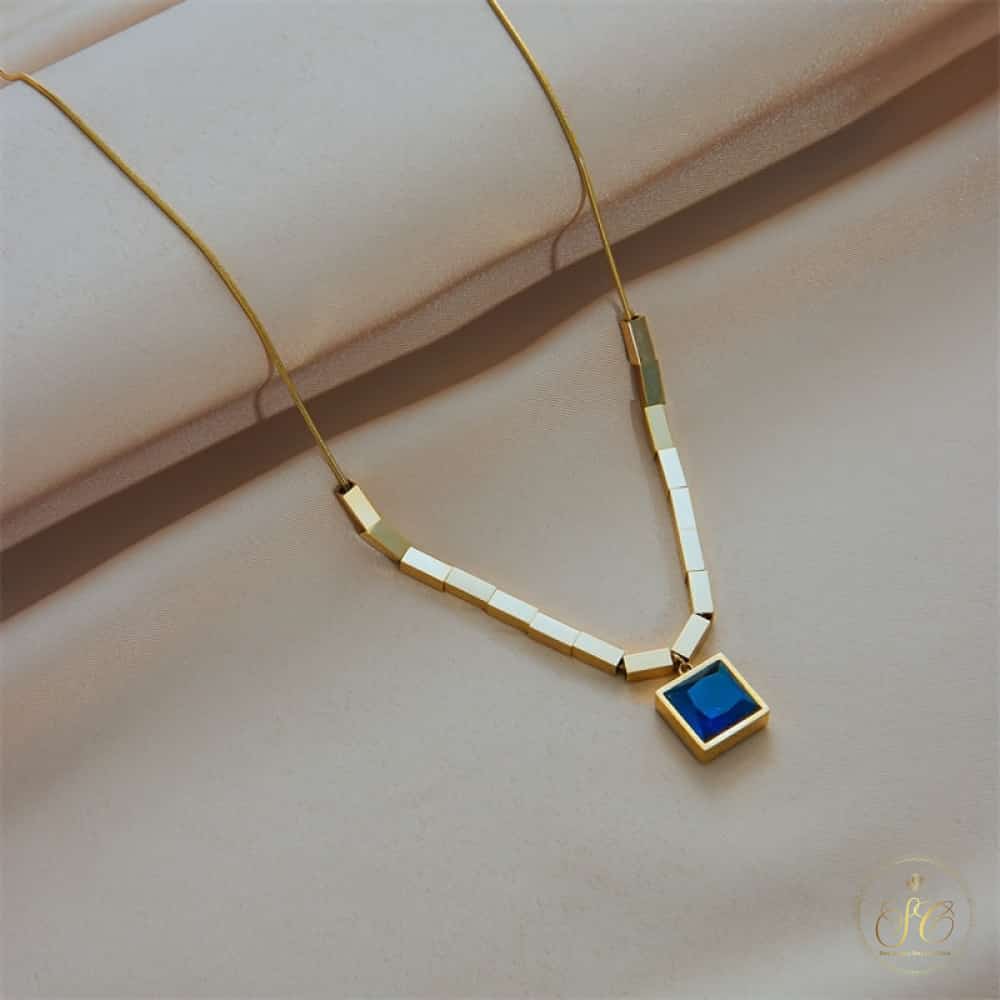 Luxury Elegant Vintage Blue Glass Pendant Necklace - SeoulChic.store