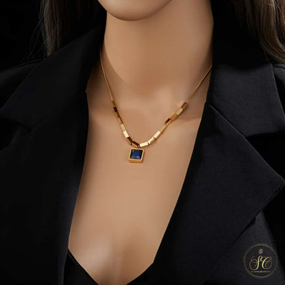 Luxury Elegant Vintage Blue Glass Pendant Necklace - SeoulChic.store