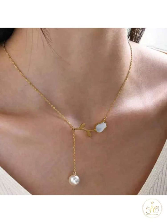 Signature Elegant White Seashell Rose Baroque Faux Pearl And Tassel Necklace - SeoulChic.store
