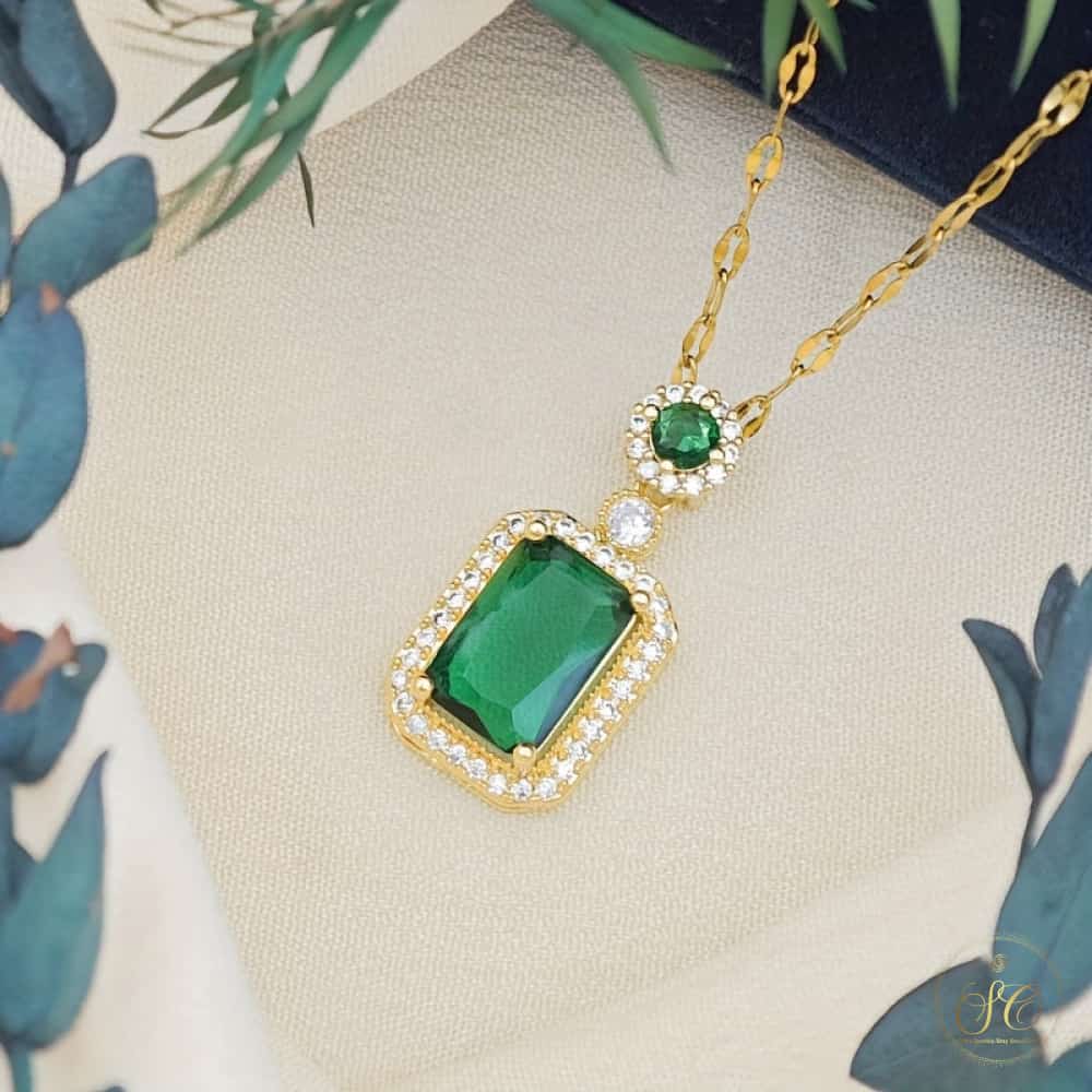 Premium Retro Green Geometric Luxury Niche Design Collarbone Necklace - SeoulChic.store