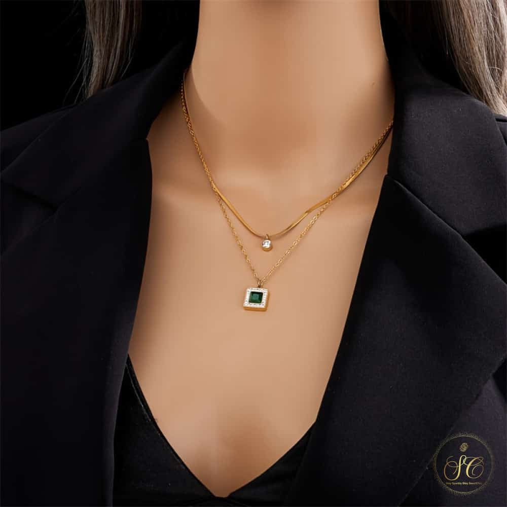 Refined Vintage Double Layered Green Zirconia Pendant Necklace - SeoulChic.store