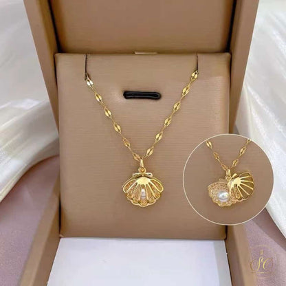 Graceful Vintage Elegant Faux Pearl Golden Shell Necklace - SeoulChic.store