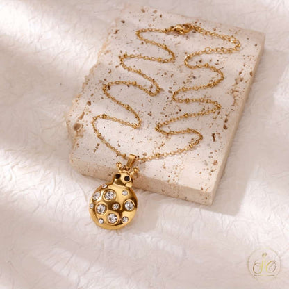 Luxury Vintage Golden Stainless Steel Beetle Necklace - SeoulChic.store