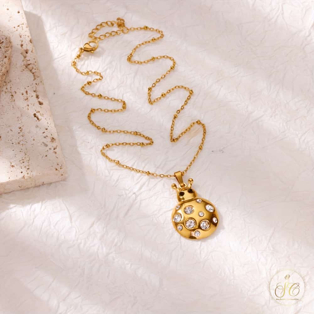 Luxury Vintage Golden Stainless Steel Beetle Necklace - SeoulChic.store
