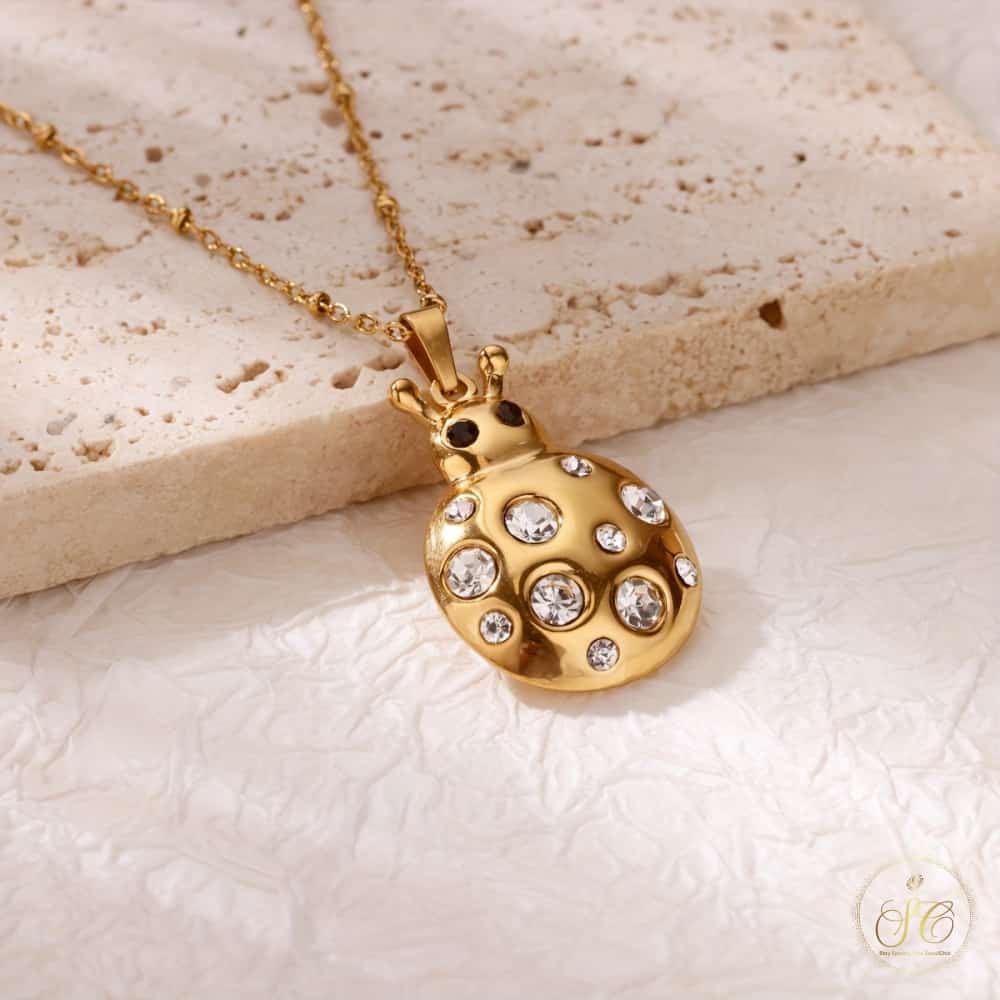 Luxury Vintage Golden Stainless Steel Beetle Necklace - SeoulChic.store
