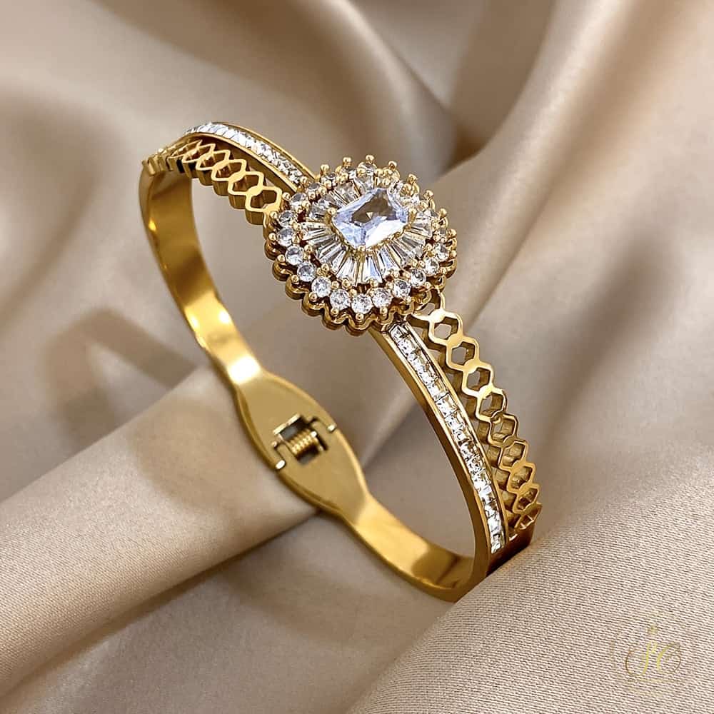 Timeless Vintage Stainless Steel Sparkling Rhinestone Small Square Bracelet - SeoulChic.store