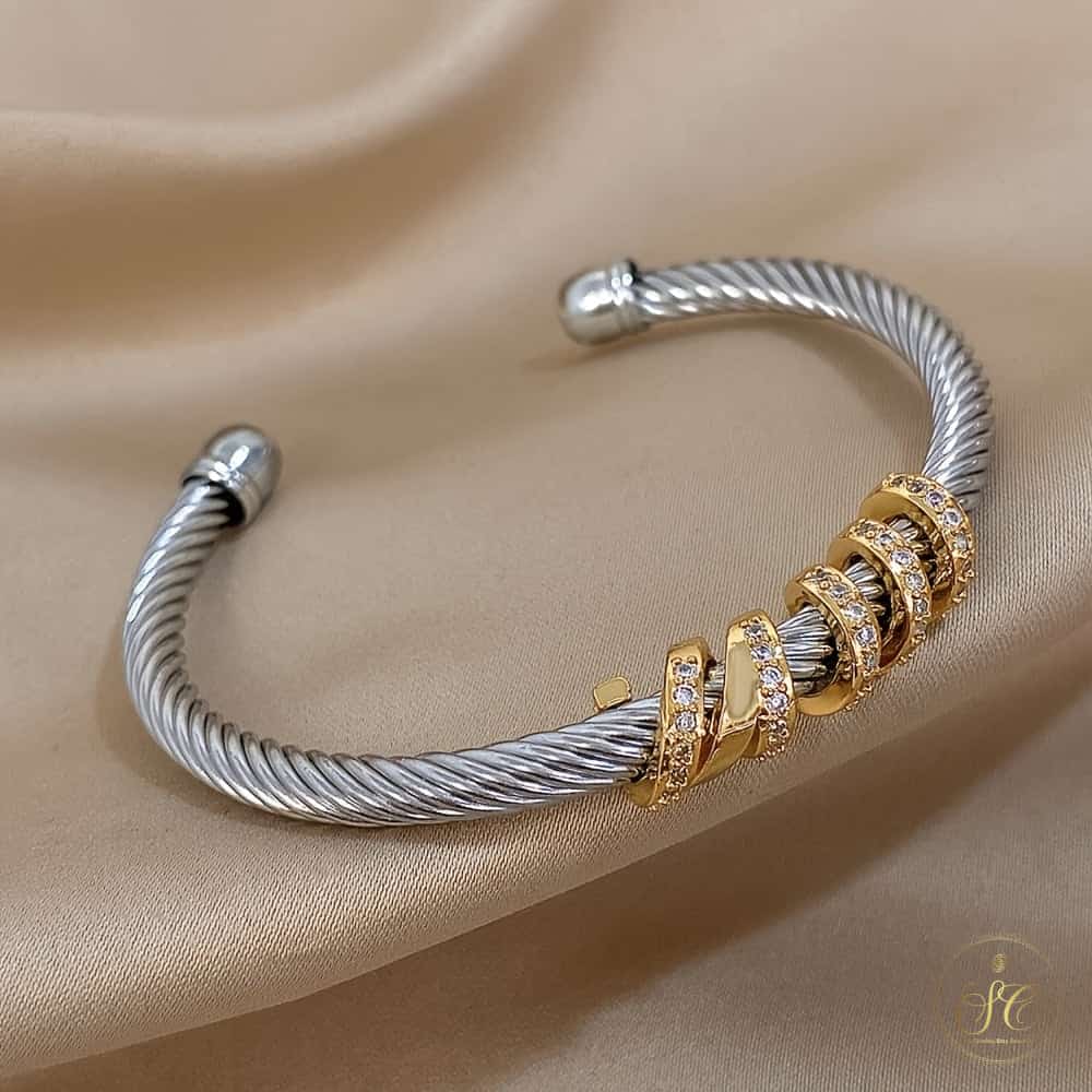 Signature Vintage Style Adjustable Alloy Bracelet - SeoulChic.store