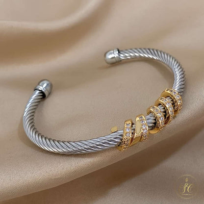 Signature Vintage Style Adjustable Alloy Bracelet - SeoulChic.store