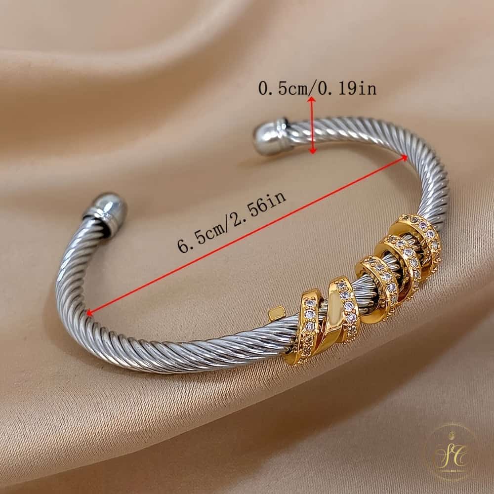 Signature Vintage Style Adjustable Alloy Bracelet - SeoulChic.store